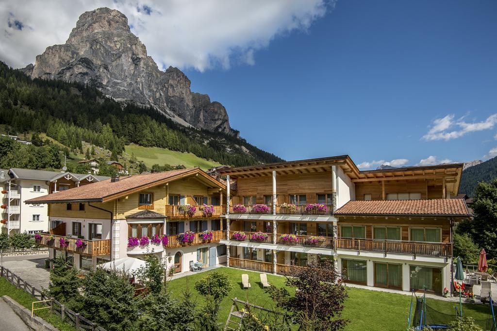 Angelika Aparthotel Corvara In Badia
